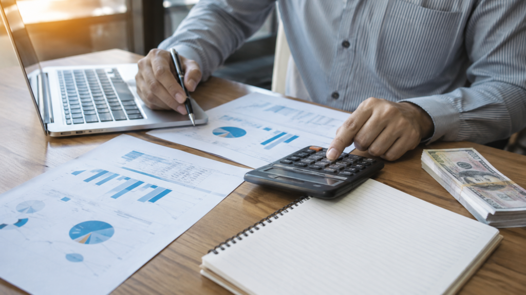 Guia completo de empréstimo pessoal: tipos, juros, cuidados e como comparar